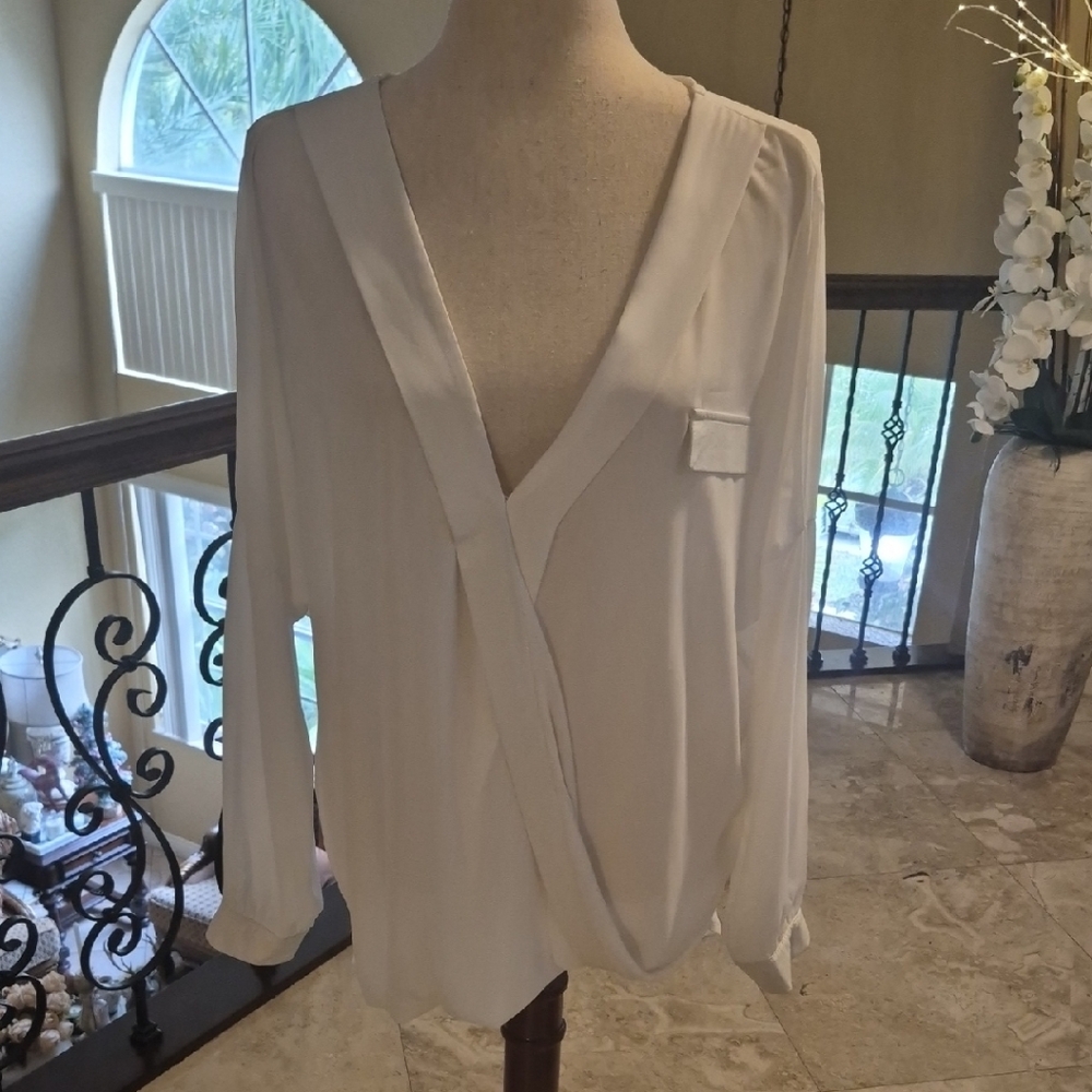 Chic Cream Women's Blouse